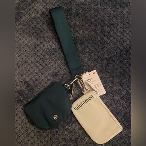 🍭Lululemon Dual Pouch Wristlet 🍭
